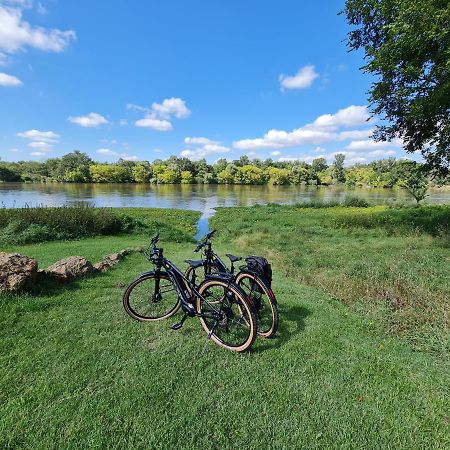 Aux Nids D'Hirondelles Appartement Pouilly-sur-Loire Buitenkant foto