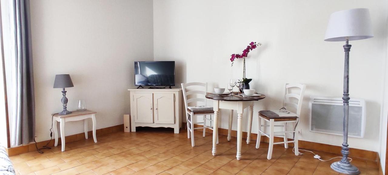 Aux Nids D'Hirondelles Appartement Pouilly-sur-Loire Buitenkant foto